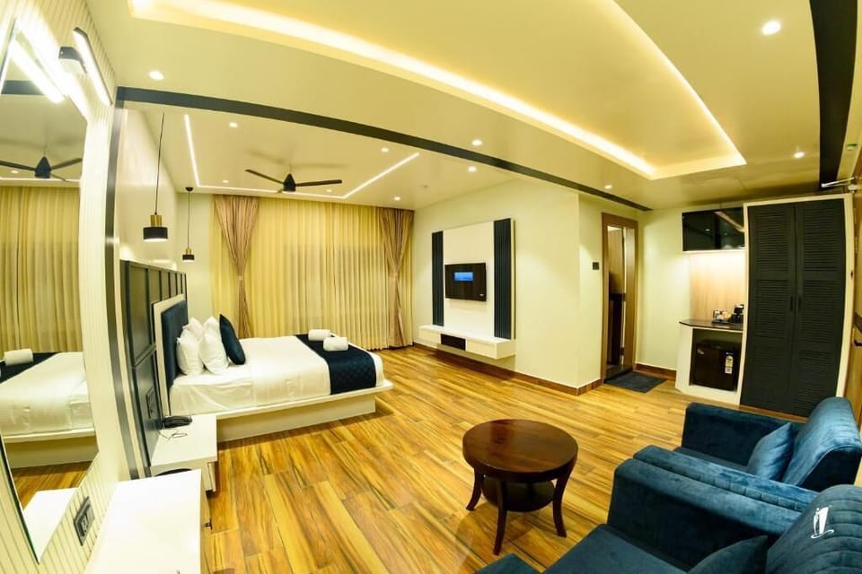 Luxury Studio, City View | In-room safe, desk, free WiFi