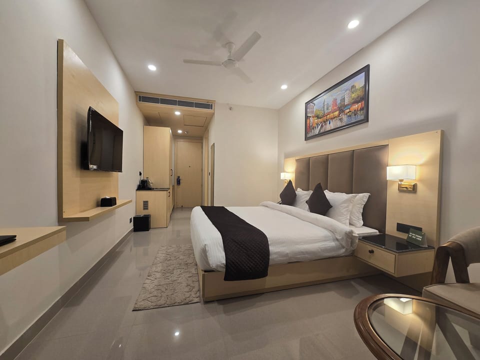 Memory foam beds, laptop workspace, rollaway beds, free WiFi