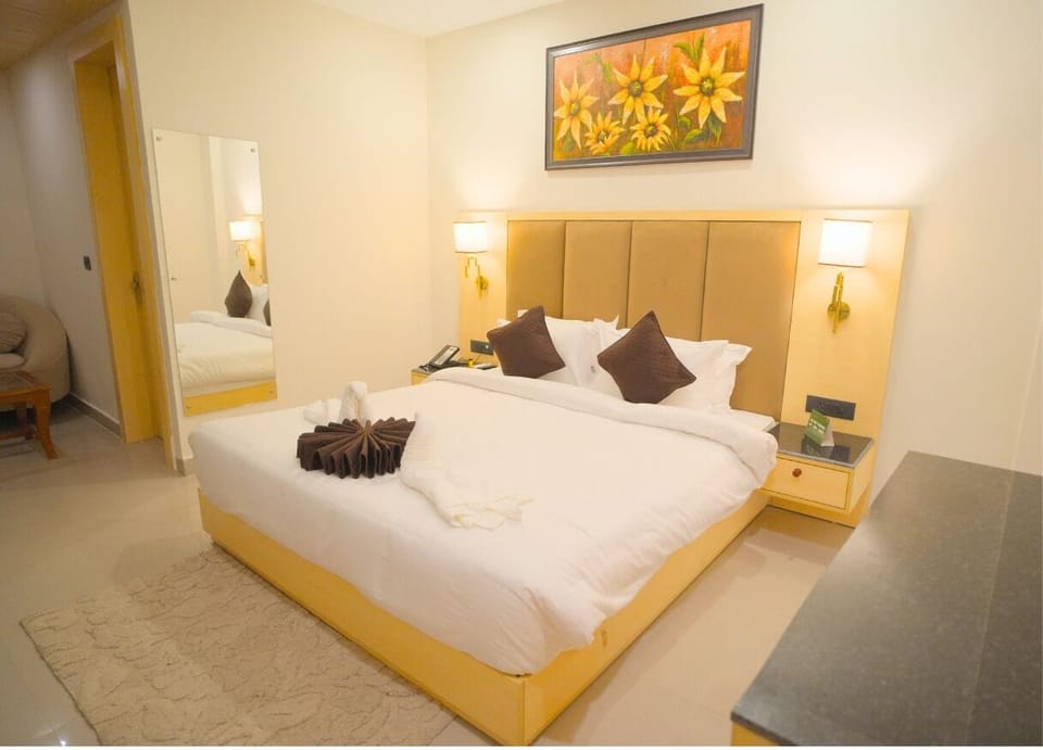 Memory foam beds, laptop workspace, rollaway beds, free WiFi