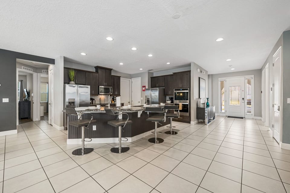 A Stylish Open Kitchen Perfect for Entertaining
