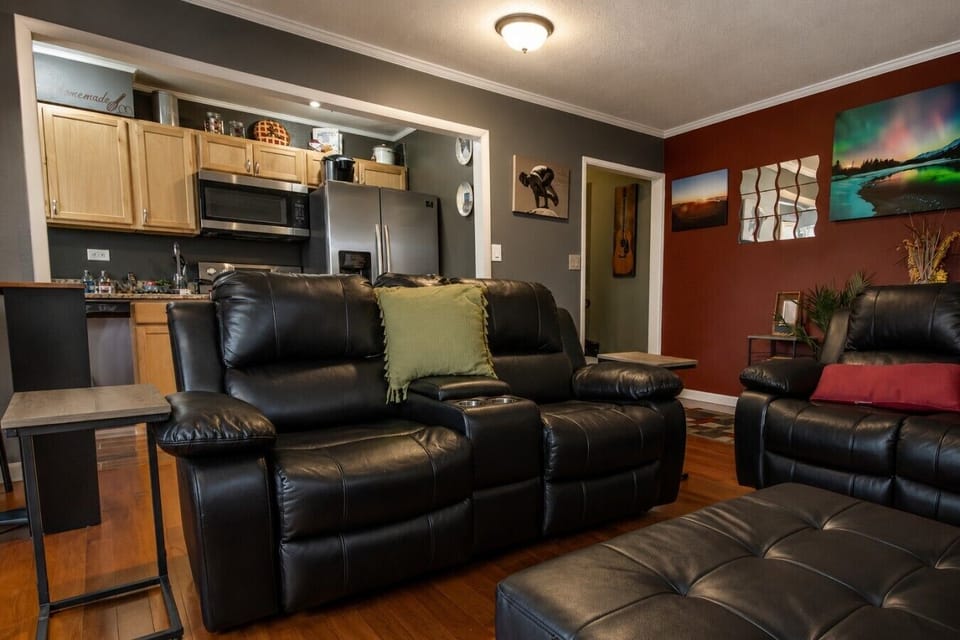 Peachtree Living Room 2