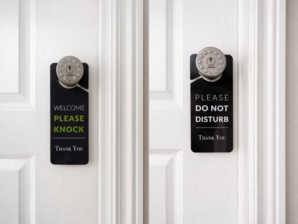 Reversible Hanger Sign