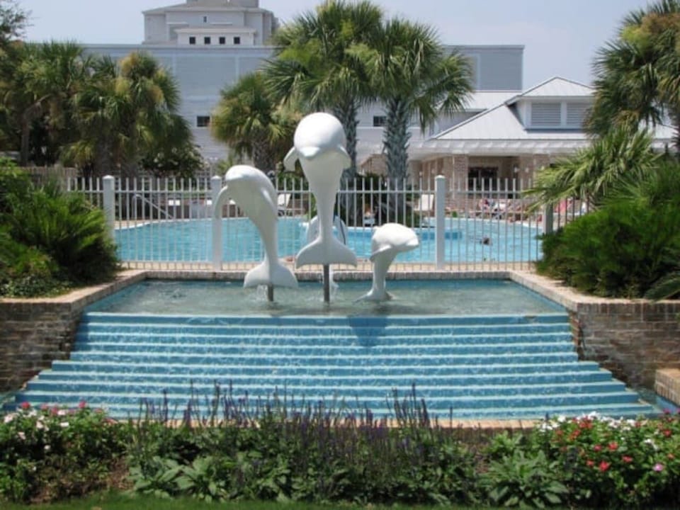 courtyard by pool