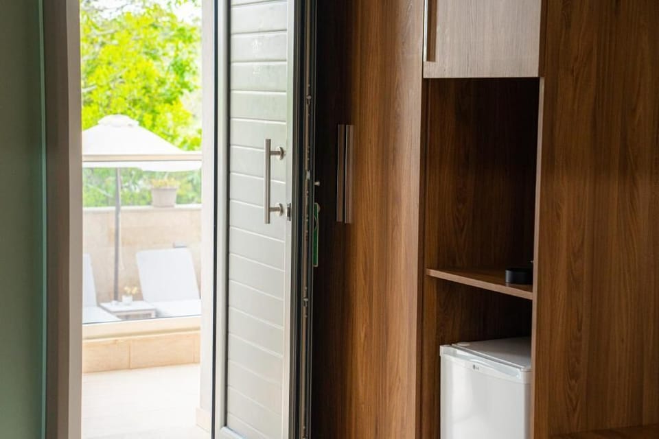 Standard Room, Balcony | Interior