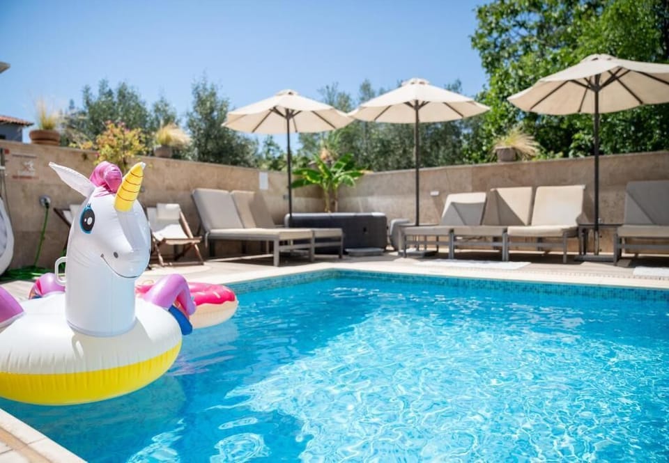 Seasonal outdoor pool