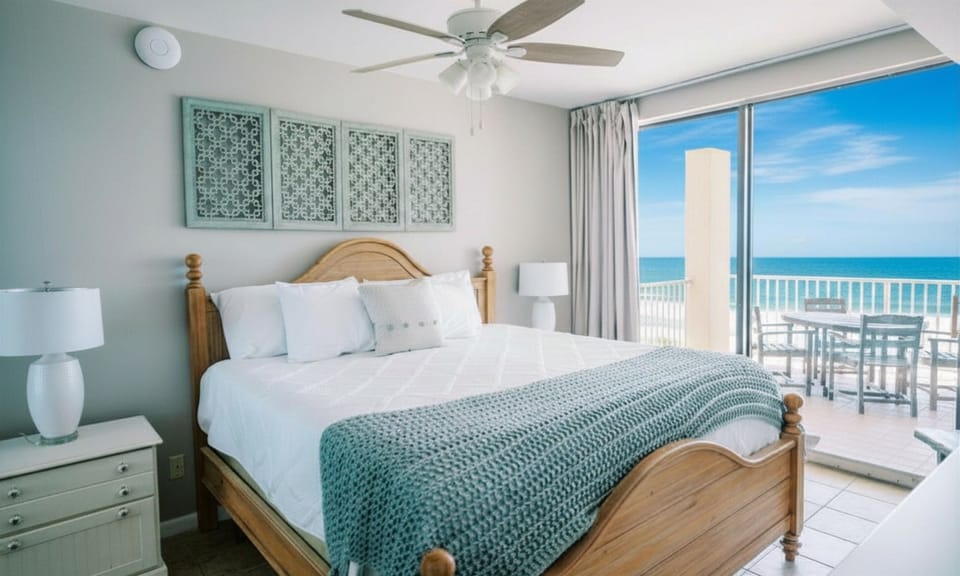 Primary / Master bedroom, with VIEWS of the Gulf right from your bed