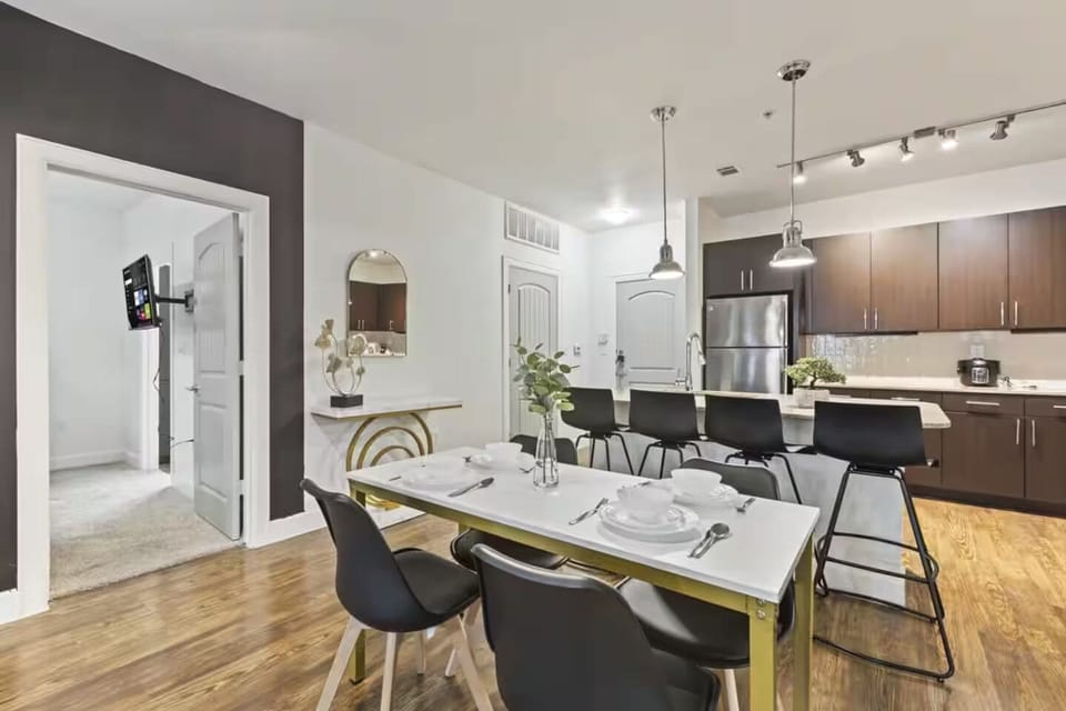 Apartment, Balcony | Dining