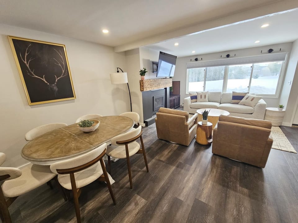 Inviting Stowe Condo: Walk to Rec Path&Restaurants (7155)