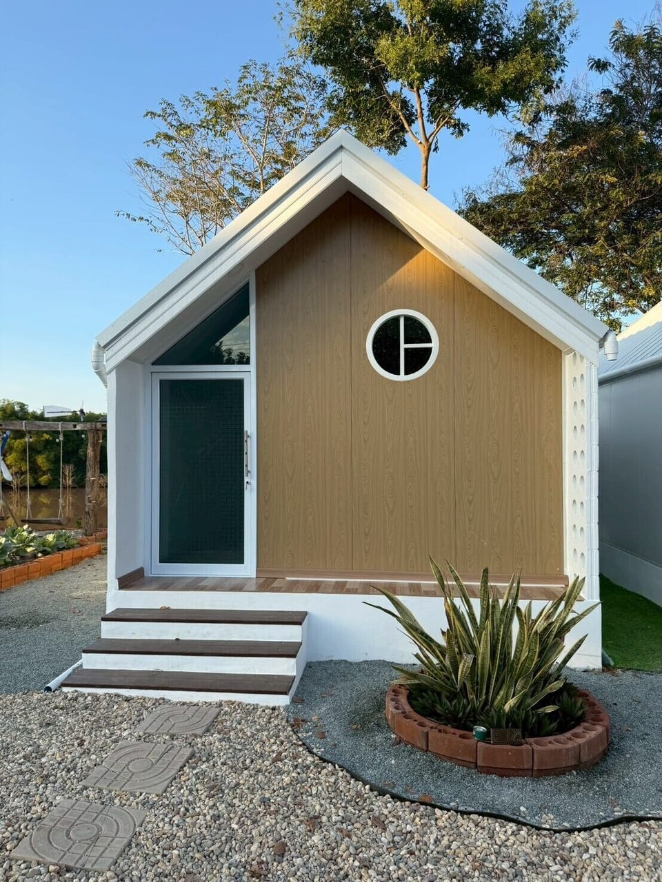 Exterior detail