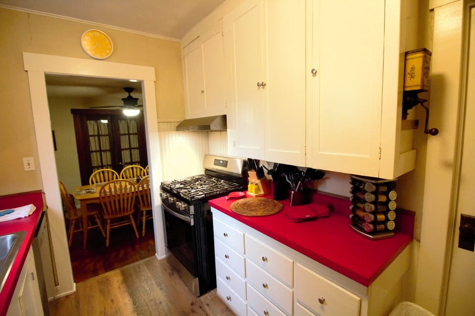 Kitchen with range/oven