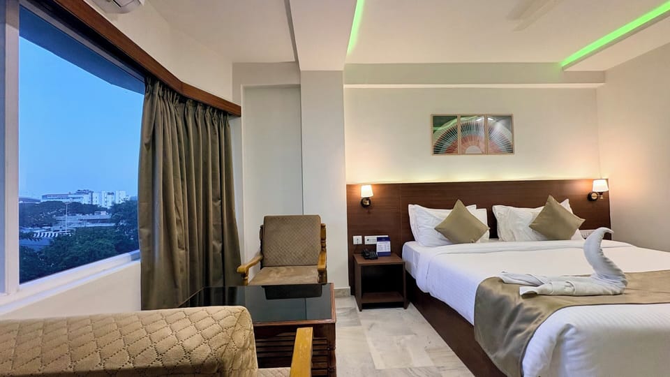 Superior Room | Premium bedding, desk, laptop workspace, blackout drapes