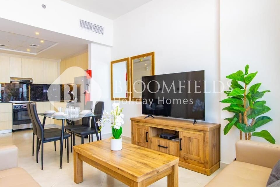 Apartment, Balcony, Canal View | Dining