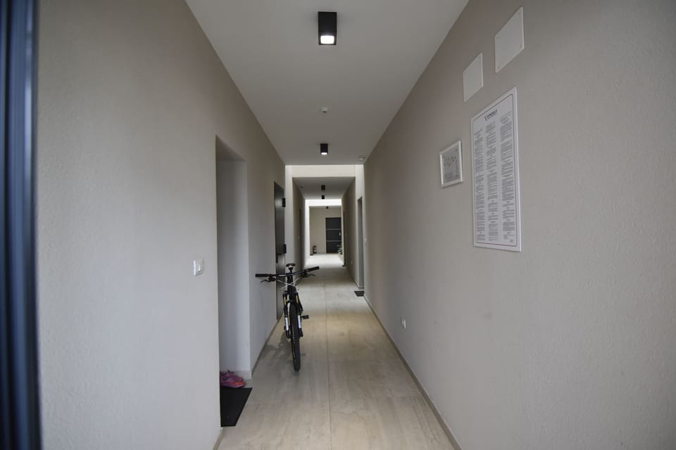 Apartment, 2 Bedrooms, Patio, Garden View | Interior