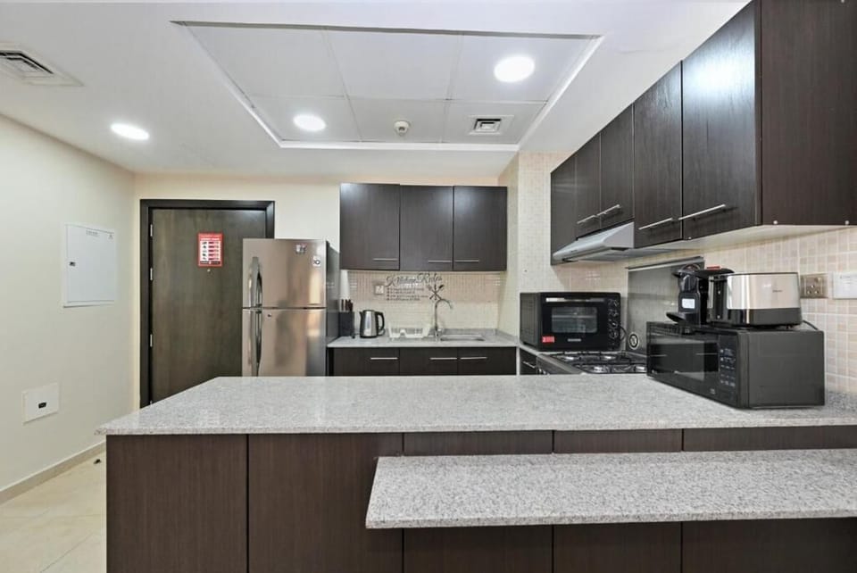 Apartment, Balcony | Private kitchen | Toaster