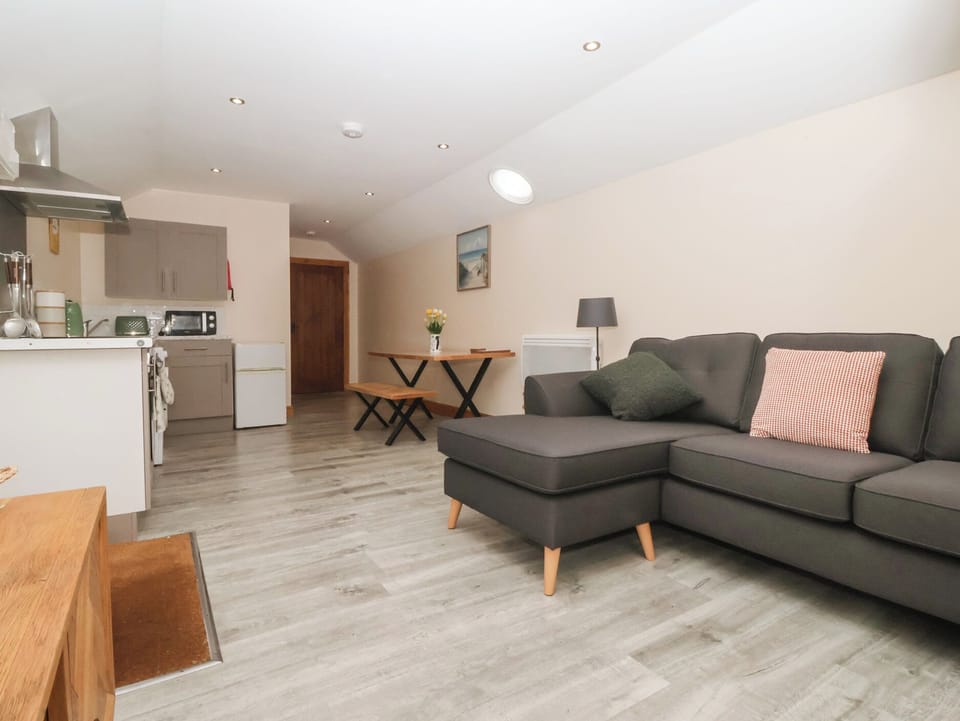Cottage | Living area