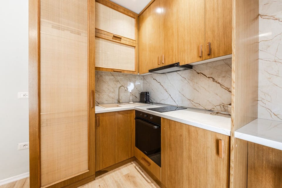Fully-equipped kitchen