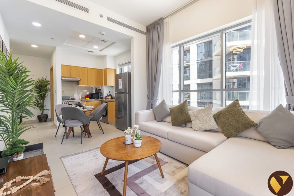 Luxury Apartment, Balcony, Canal View | Living area | 65-inch Smart TV with cable channels