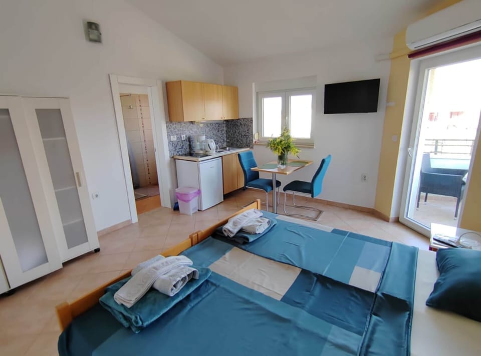 Villa (Four Bedroom Villa with Sea View) | 4 bedrooms, cribs (free)