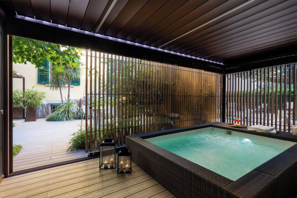 Suite Annex with Pool | Pillowtop beds, WiFi (free), individually decorated