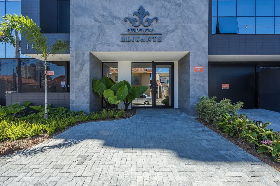 Basic Apartment | Exterior detail