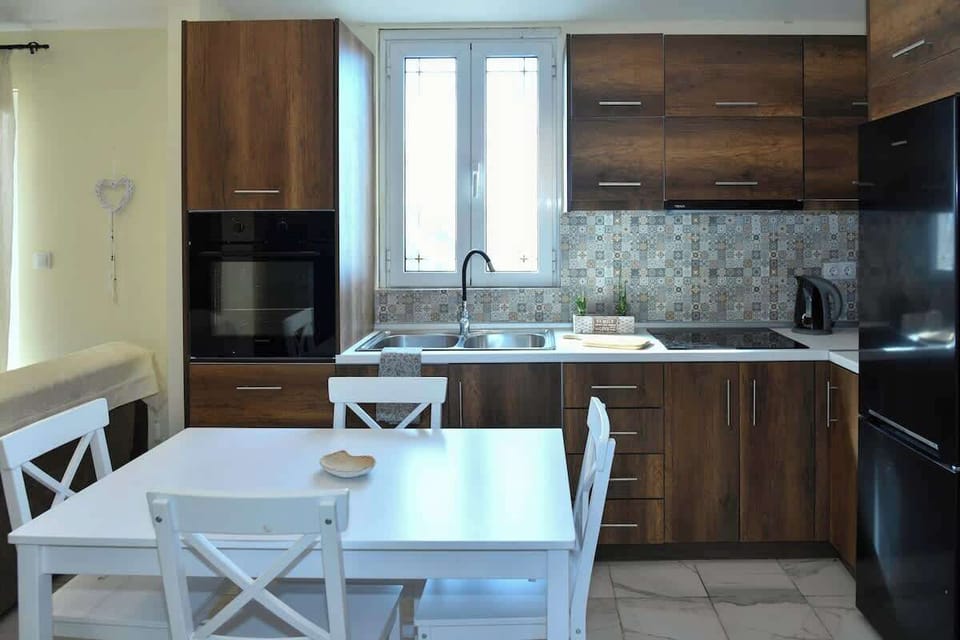 Kitchen & dining area with natural light