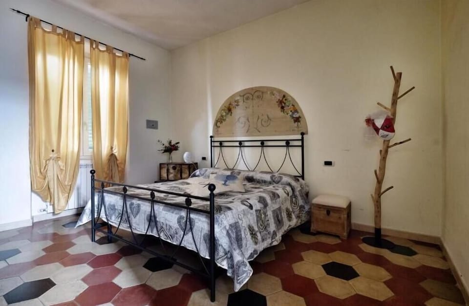 Deluxe Double Room, Air conditioning, Courtyard View | In-room safe, laptop workspace, free WiFi