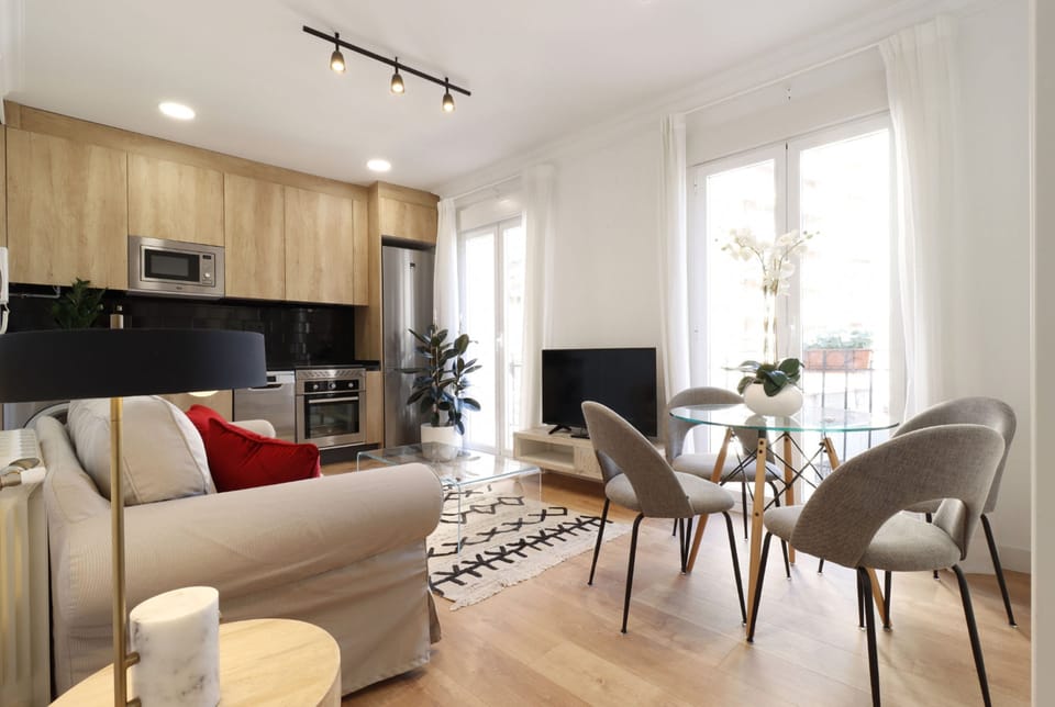 House | 1 bedroom