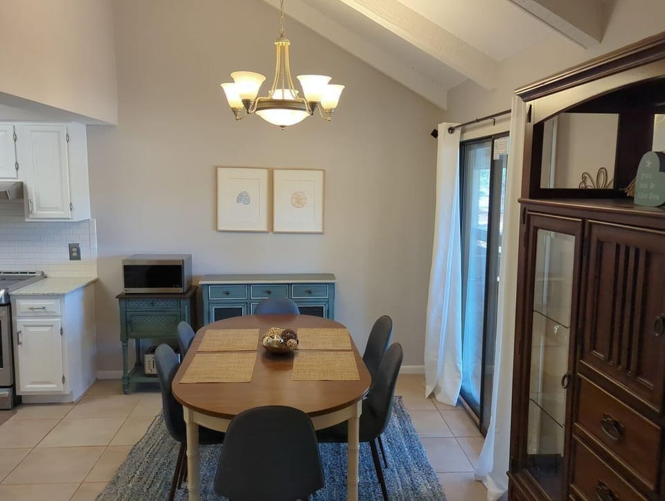 Condo, Multiple Beds (Seascape Golf Villas 10G) | Dining