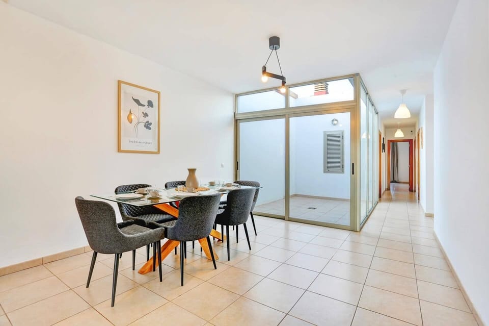 Villa Aurea House image