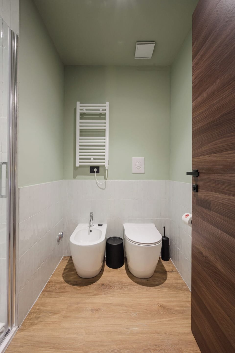 Camera Smart | Bathroom | Shower, free toiletries, hair dryer, bidet