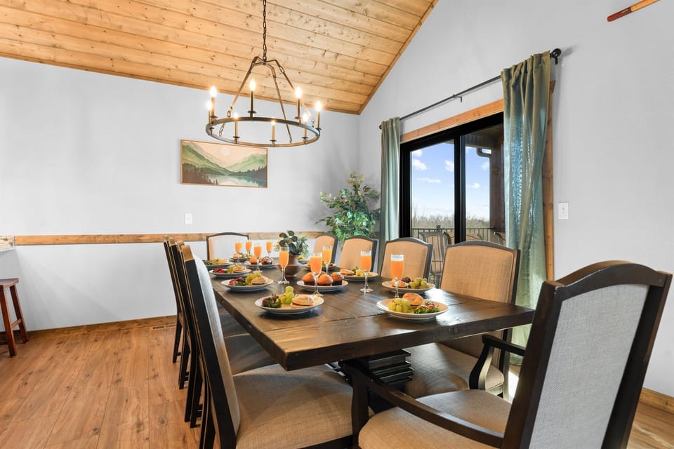 Enjoy your morning breakfast with seating for 14!