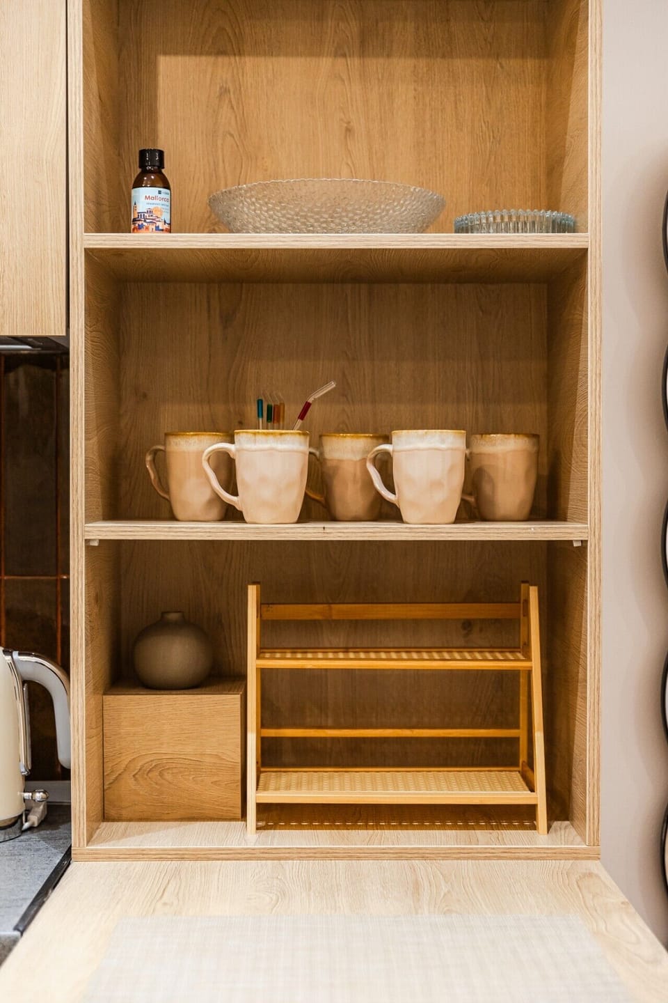 Fully-equipped kitchen details