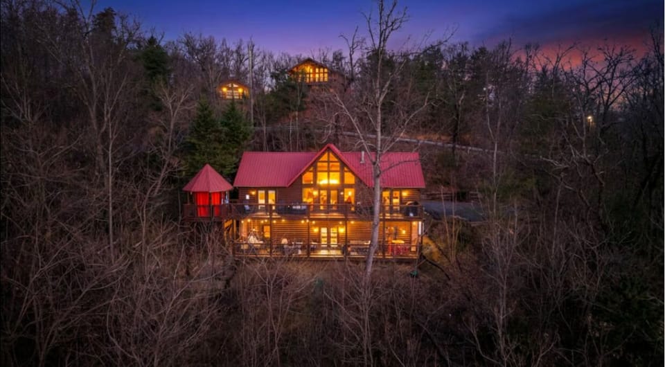 Beautifully designed home nestled in the Smoky Mountains!