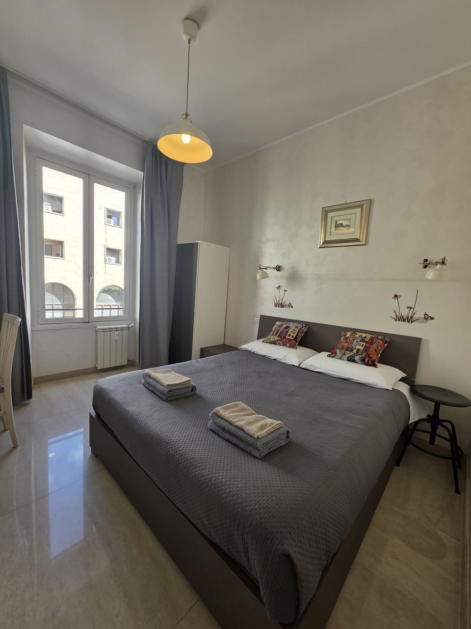 Double Room, City View | Desk, laptop workspace, free WiFi