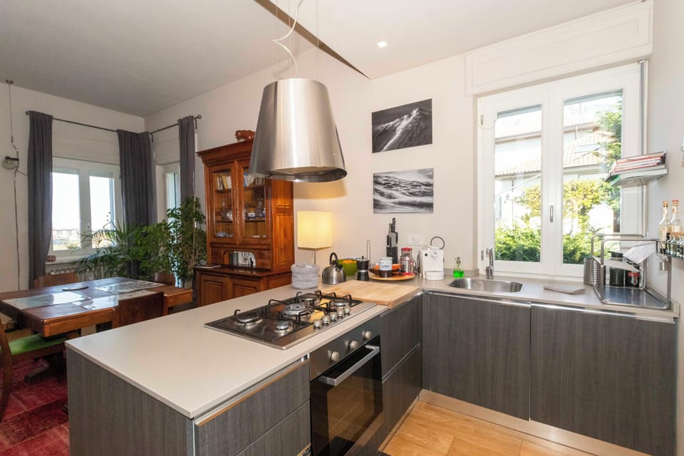 Apartment | Private kitchen | Full-size fridge, microwave, oven, stovetop