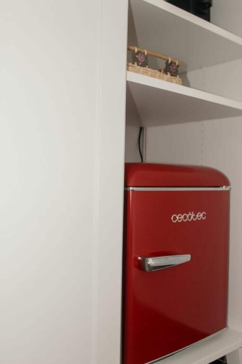 Deluxe Double Room, Patio, Mountain View | Soundproofing, travel crib, free WiFi, bed sheets