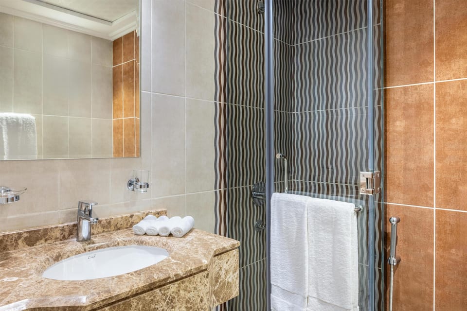 Bathroom shower