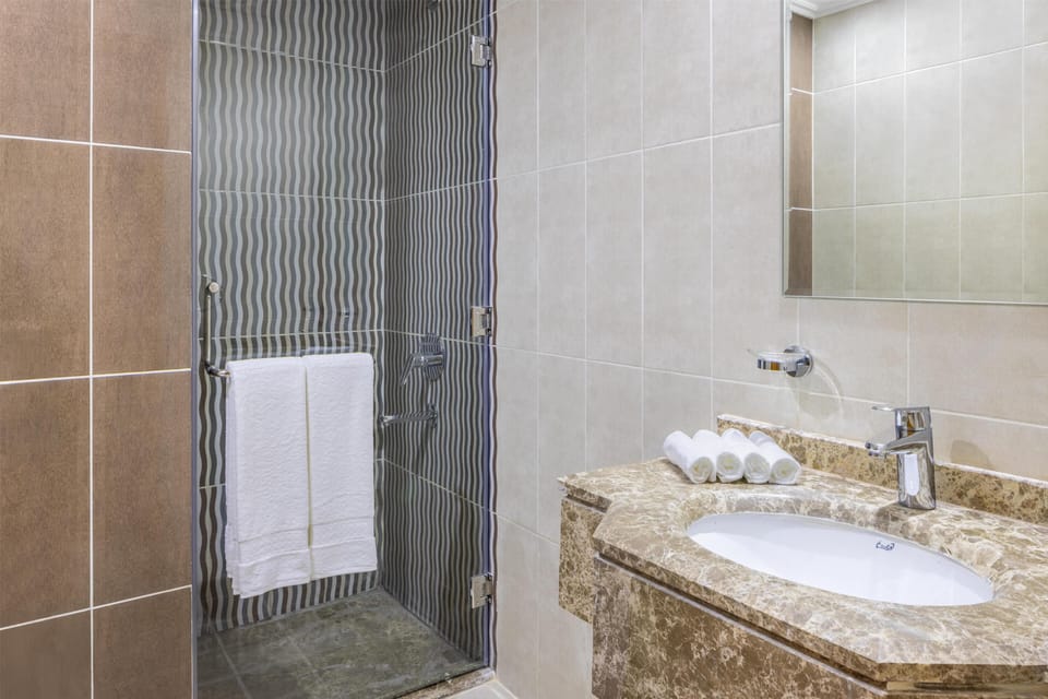 Bathroom shower