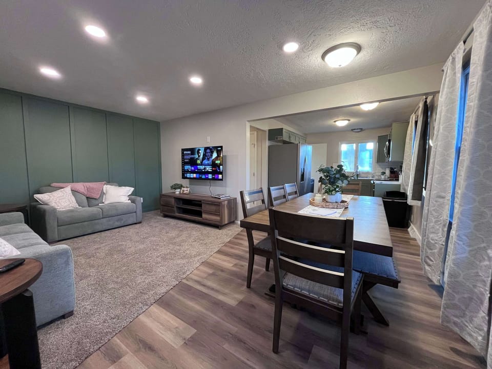 Bright and Cheerful Living Room