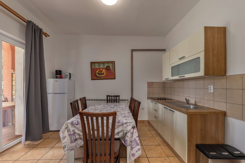 Kitchen and dining area