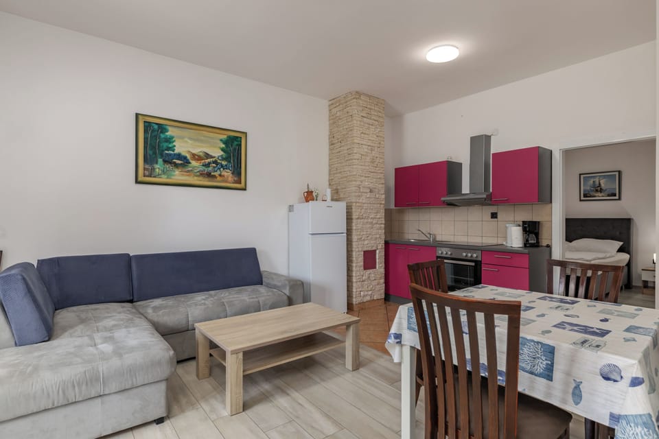 Kitchen and dining area