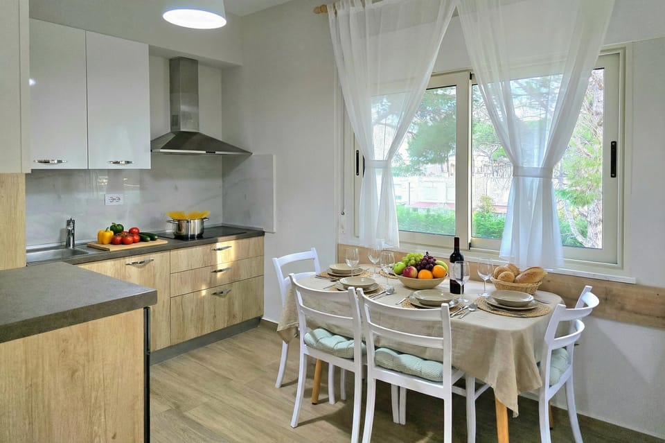Kitchen and dining area
