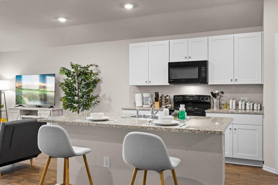 House (4 Bedrooms) | Interior