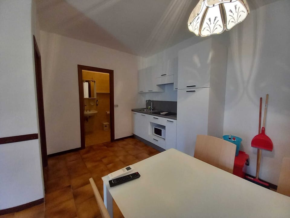 Classic Studio | Living area | TV