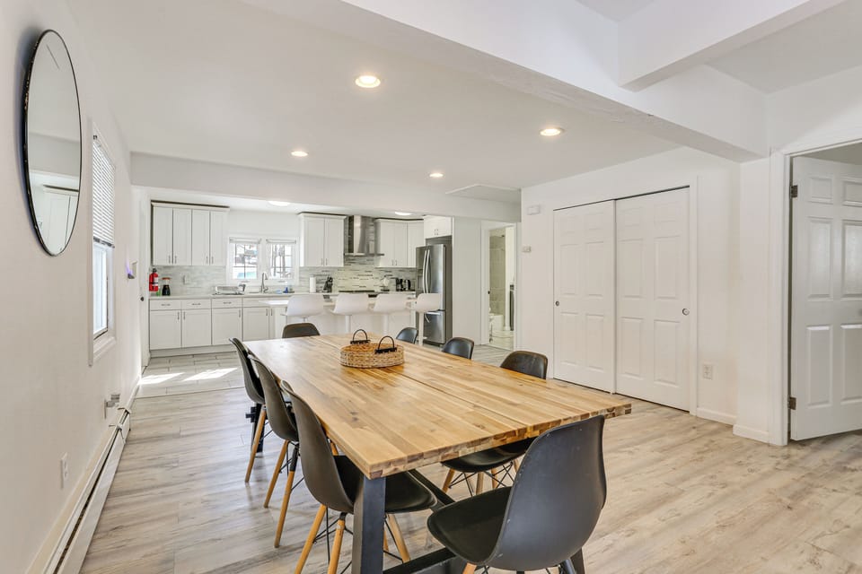 Dining Area | 1st Floor