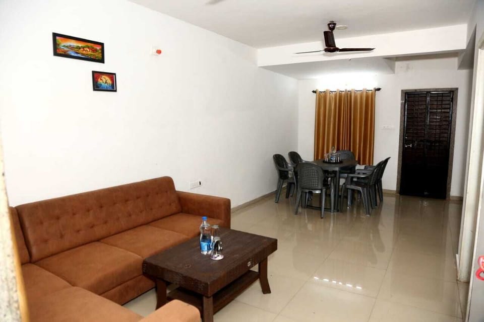 Deluxe Villa | Living area