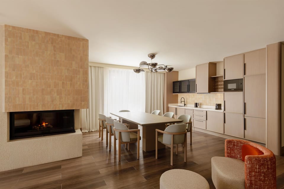 Villa, 3 Bedrooms | In-room safe, desk, laptop workspace, blackout drapes
