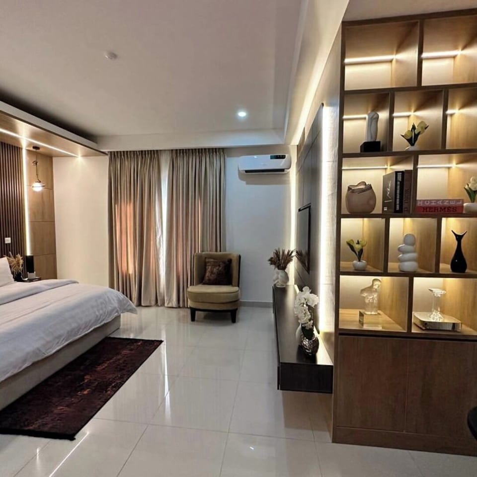 Junior Room, Balcony, City View | Desk, laptop workspace, blackout drapes, soundproofing