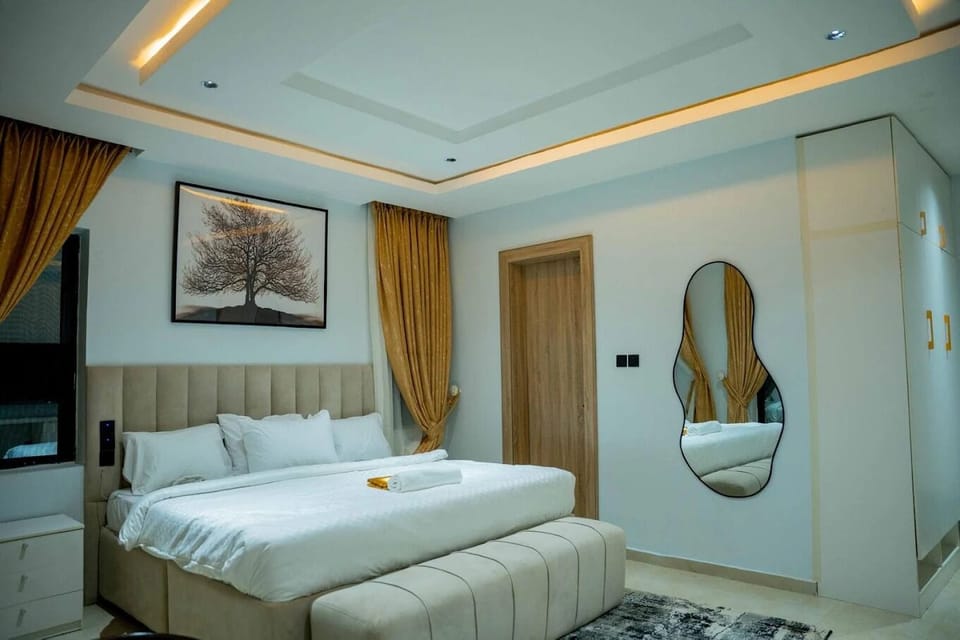 Economy Room, Balcony, City View | Desk, laptop workspace, blackout drapes, soundproofing