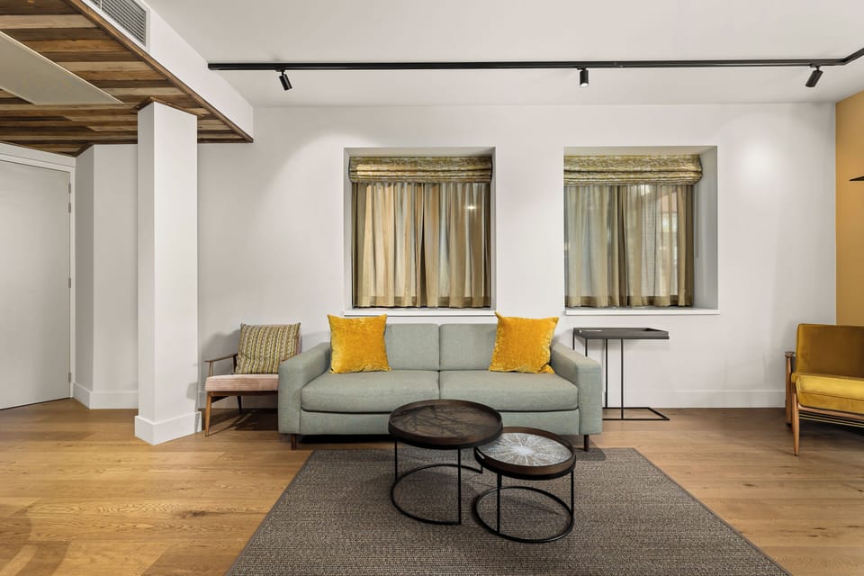 Family Room | Living area | 37-inch Smart TV with digital channels
